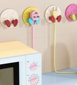 カラフルプラグホルダー  壁掛けフック 吸盤式 穴あけ不要 ケーブル収納 - 画像 (2)