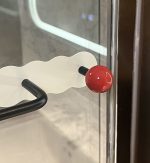 カラフル壁掛けフック 粘着式 穴あけ不要 タオルフック 浴室収納 多用途 - 画像 (4)