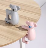 かわいいクマ型デスクフック 高耐荷重・穴あけ不要 バッグハンガー 省スペース収納 - 画像 (2)