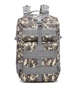 ミリタリー風タクティカルリュック 45L 撥水仕様 - 画像 (4)