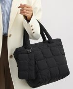 レディースハンドバッグ 軽量 シンプル 通勤用 小銭入れ付き おしゃれ 単色デザイン - 画像 (6)