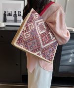 ボヘミアンスタイル レディーストートバッグ 大容量 エスニックデザイン - 画像 (6)